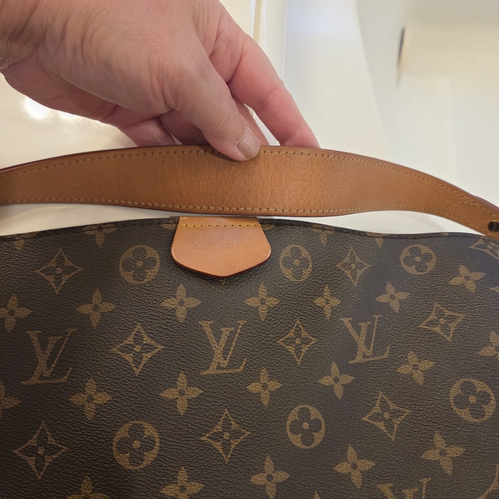 Louis Vuitton Graceful MM Monogram Canvas Shoulder Bag in Brown with Pink Lining - Picture 7 of 10